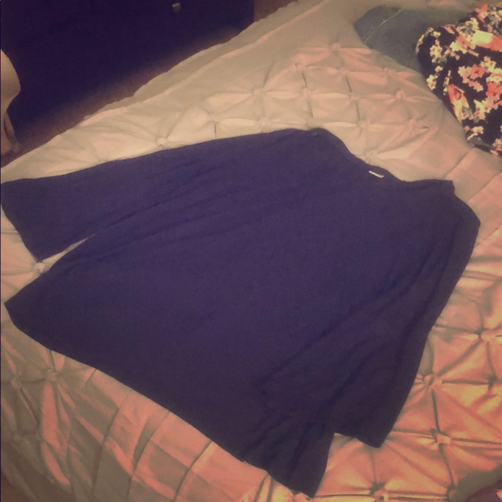 Navy blue, bell sleeve top